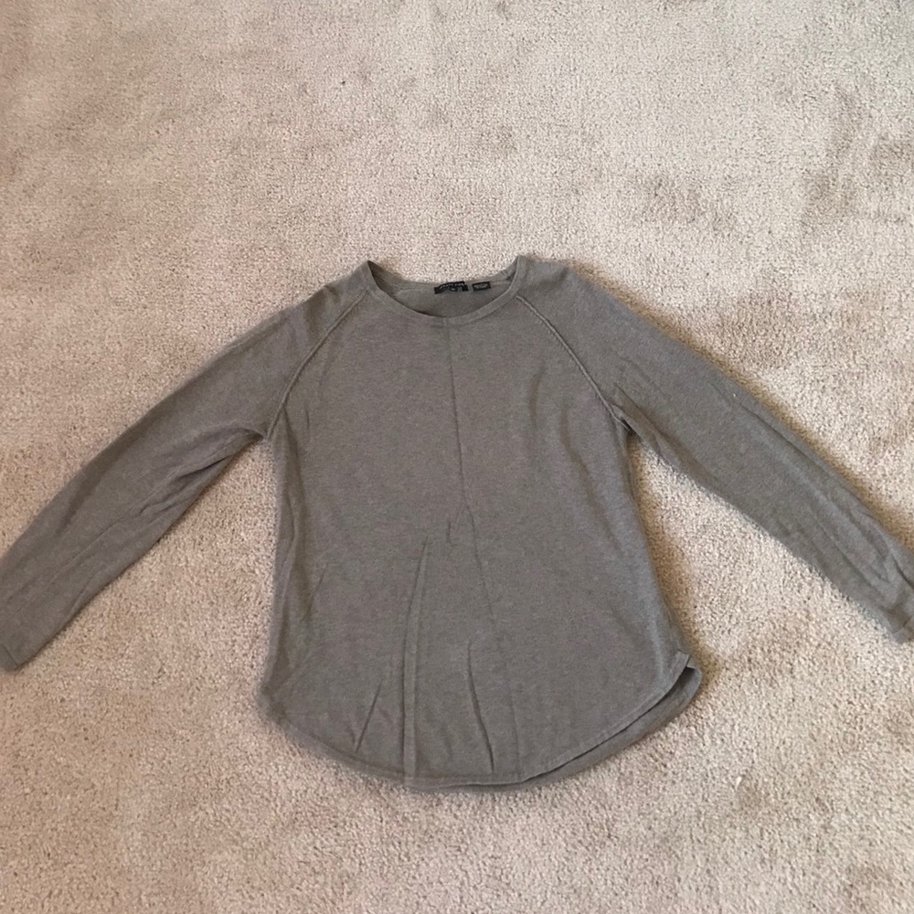 Medium tan sweater